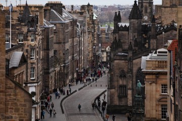 Edinburgh Streets Shut To Traffic in Move to Cut Air Pollution